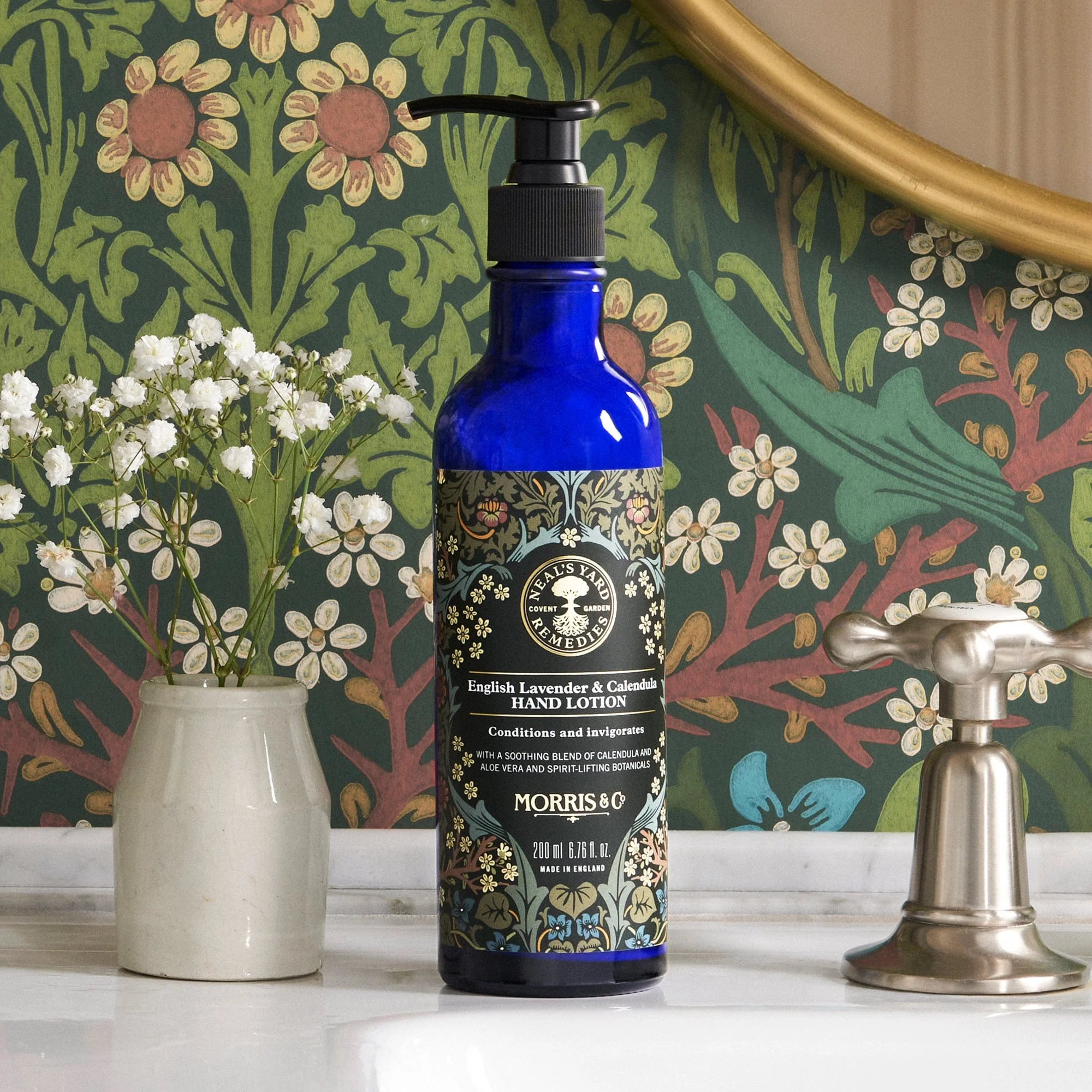 English Lavender & Calendula Hand Lotion 200ml - Image 4